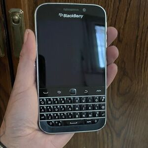 Blackberry classic Q20